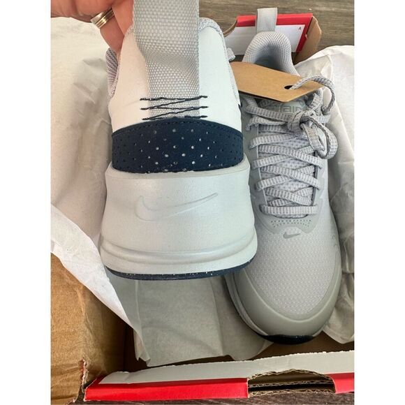 Nike Air Max Nuaxis, New in box, size 8.5 Men’s/ 10 women’s - Picture 5 of 8